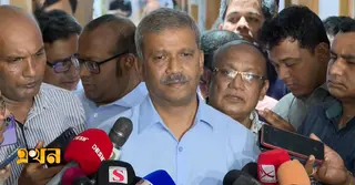 সরকার পরিবর্তন বা কেয়ারটেকার নিয়ে গুজবে বিচলিত হওয়ার কারণ নেই: আইন উপদেষ্টা